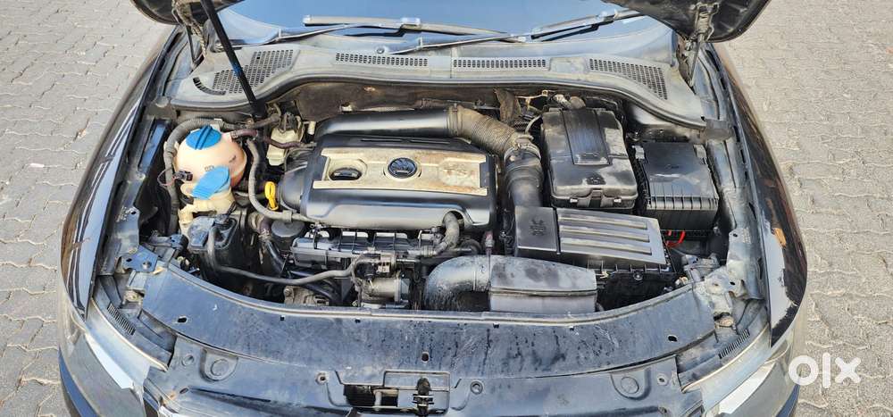Skoda Superb 2013-2015 Elegance 1.8 Tsi At, 2014, Petrol