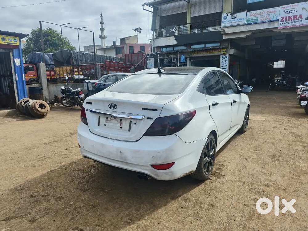Hyundai Verna 2012 Diesel 119000 Km Driven