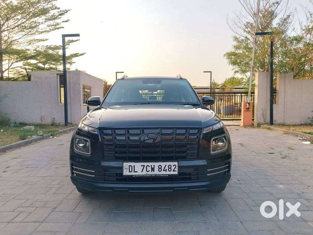 Hyundai Venue S(o) Knight Edition Mt, 2024, Petrol