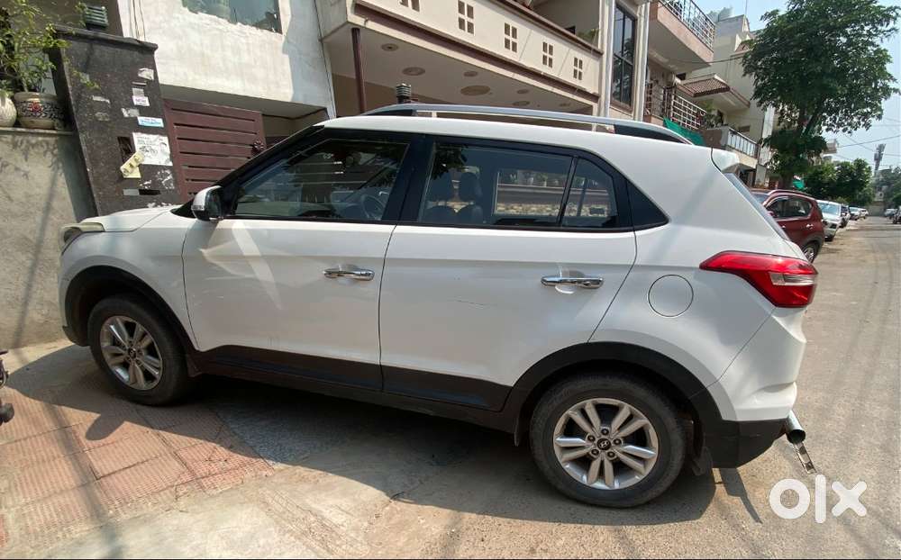 White Color 1.6 Sx Plus Petrol  Well Maintained Doctor Owned Car