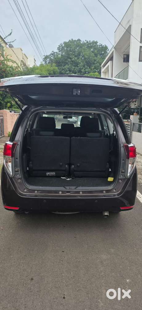 Toyota Innova Crysta 2019