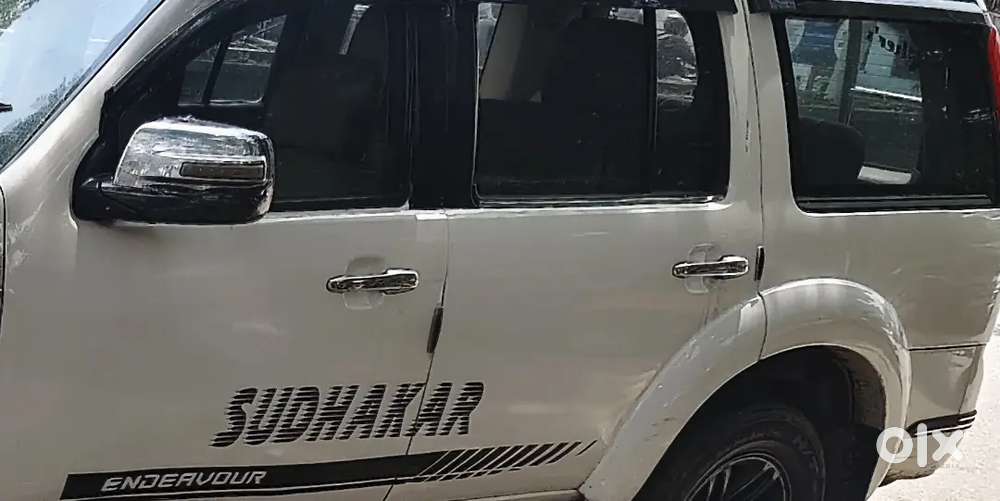 Ford Endeavour 2.5 4x2 2011