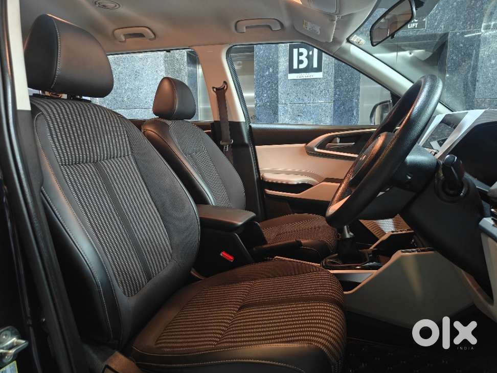 Kia Carens 1.4 Prestige Plus Turbo 7 Str, 2022, Petrol