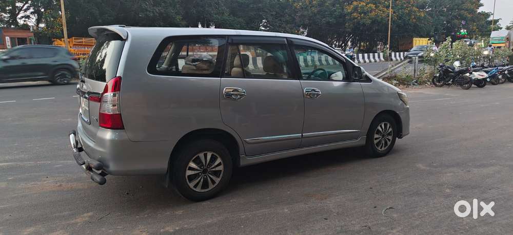 Toyota Innova 2.5 V 7 Str, 2015, Diesel