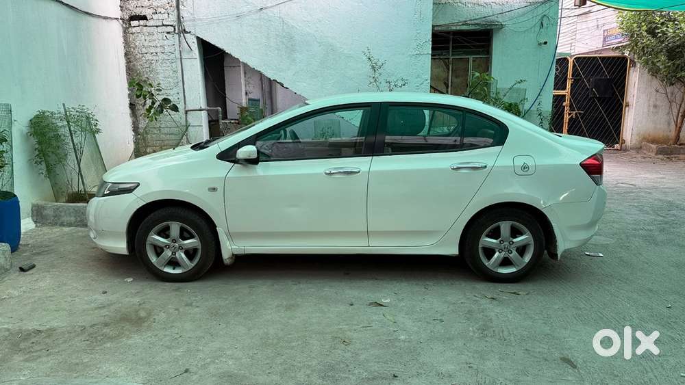 Honda Petrol Car 2011