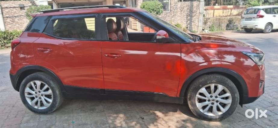 Mahindra Xuv300 W8 1.2 Petrol Dual Tone, 2019, Petrol