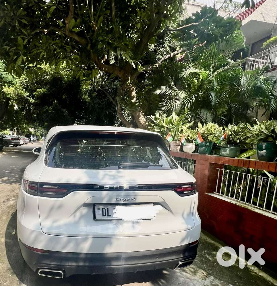 Porsche Cayenne Platinum Edition, 2022, Petrol