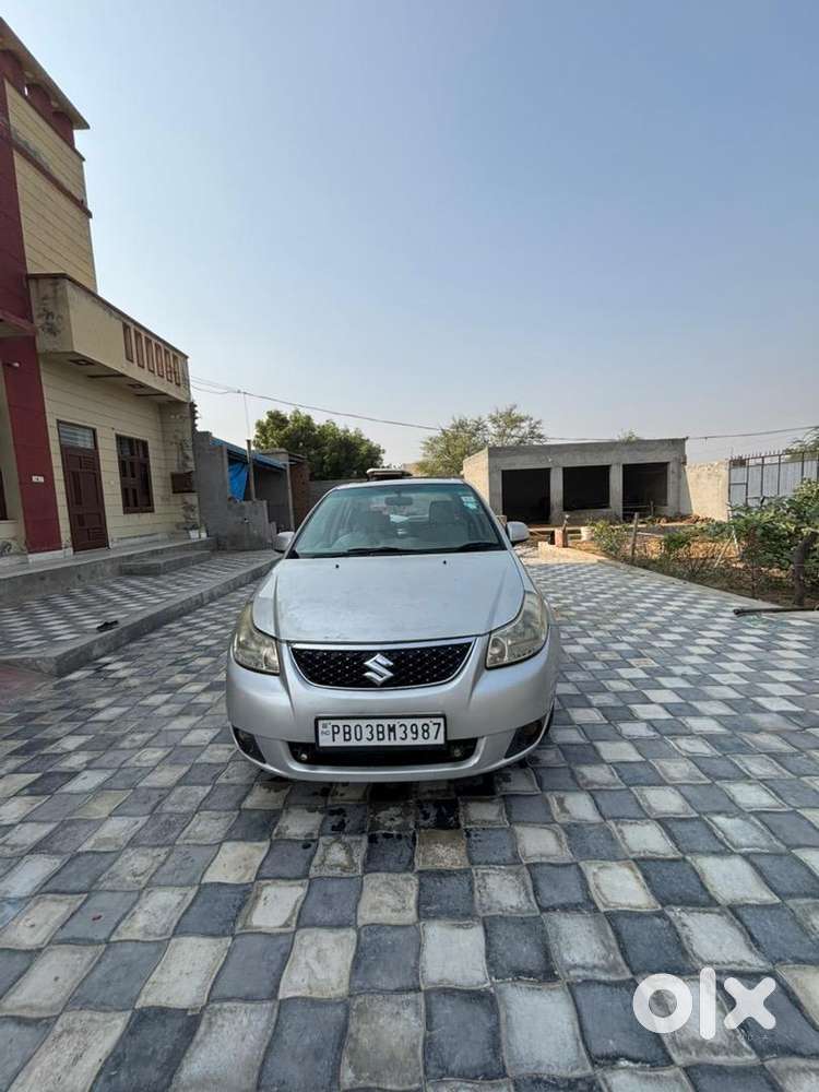 Maruti Suzuki Sx4 2010 Cng Fitted