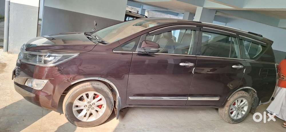 Toyota Innova Crysta 2019