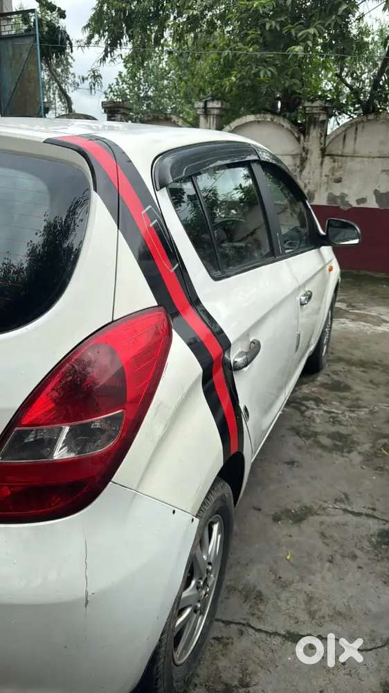 Hyundai I20 Magna 2011 With Vip Number 0008