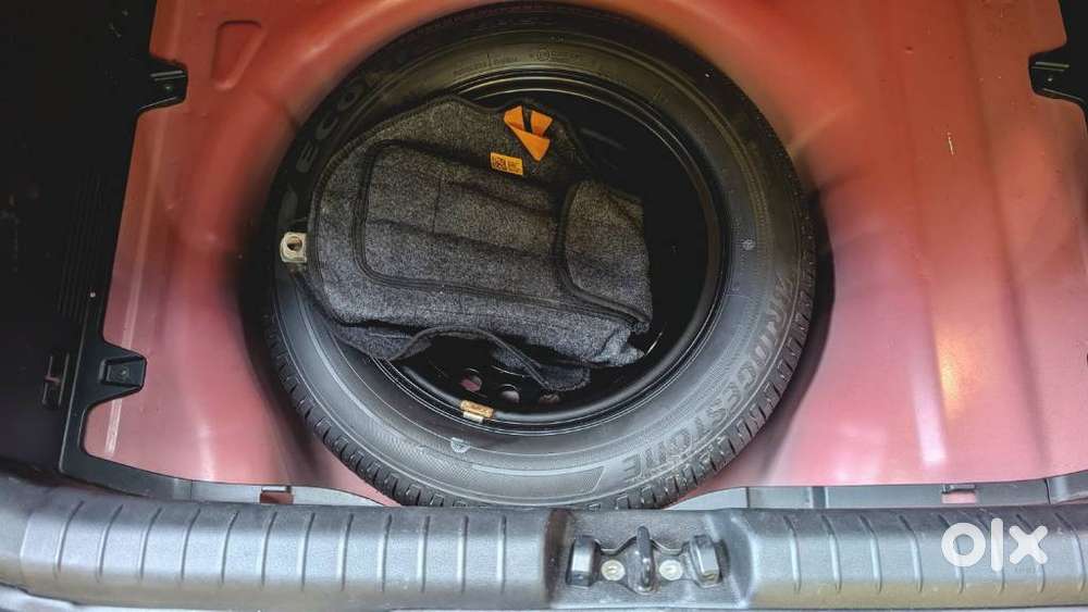 Hyundai I20 Asta (o) 1.2 Mt Dual Tone, 2023, Petrol