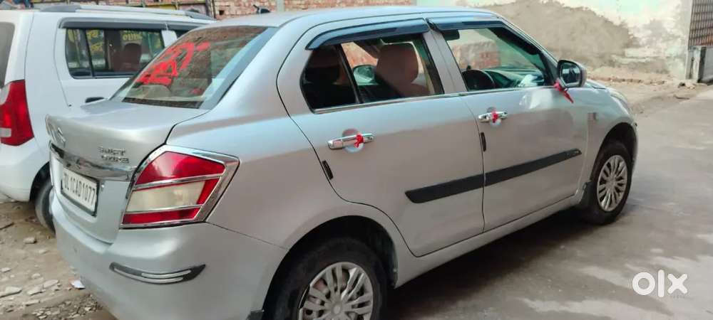 Maruti Suzuki Dzire 2016 Cng & Hybrids 124000 Km Driven