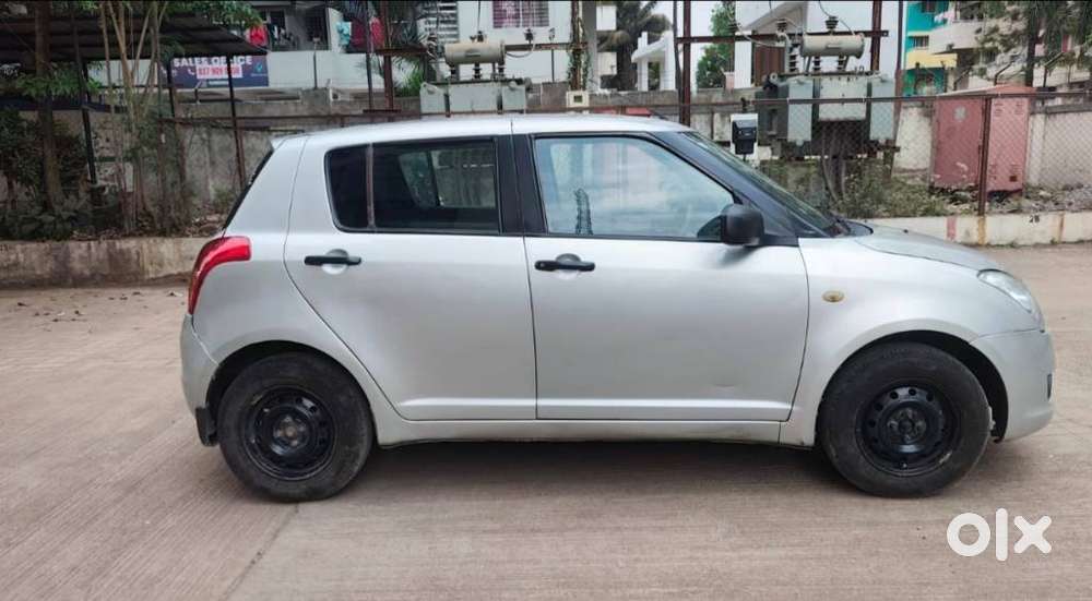 Maruti Suzuki Swift Vxi + Manual, 2009