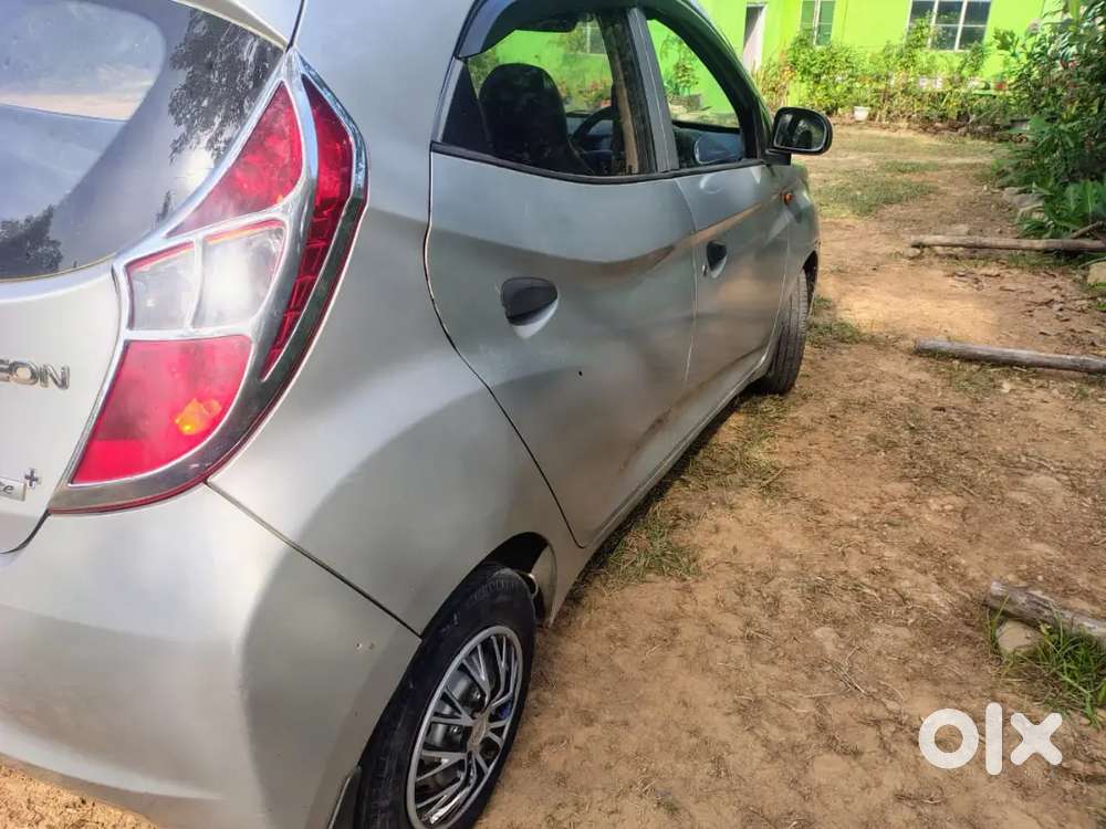 Hyundai Eon 2015 Petrol Well Maintained