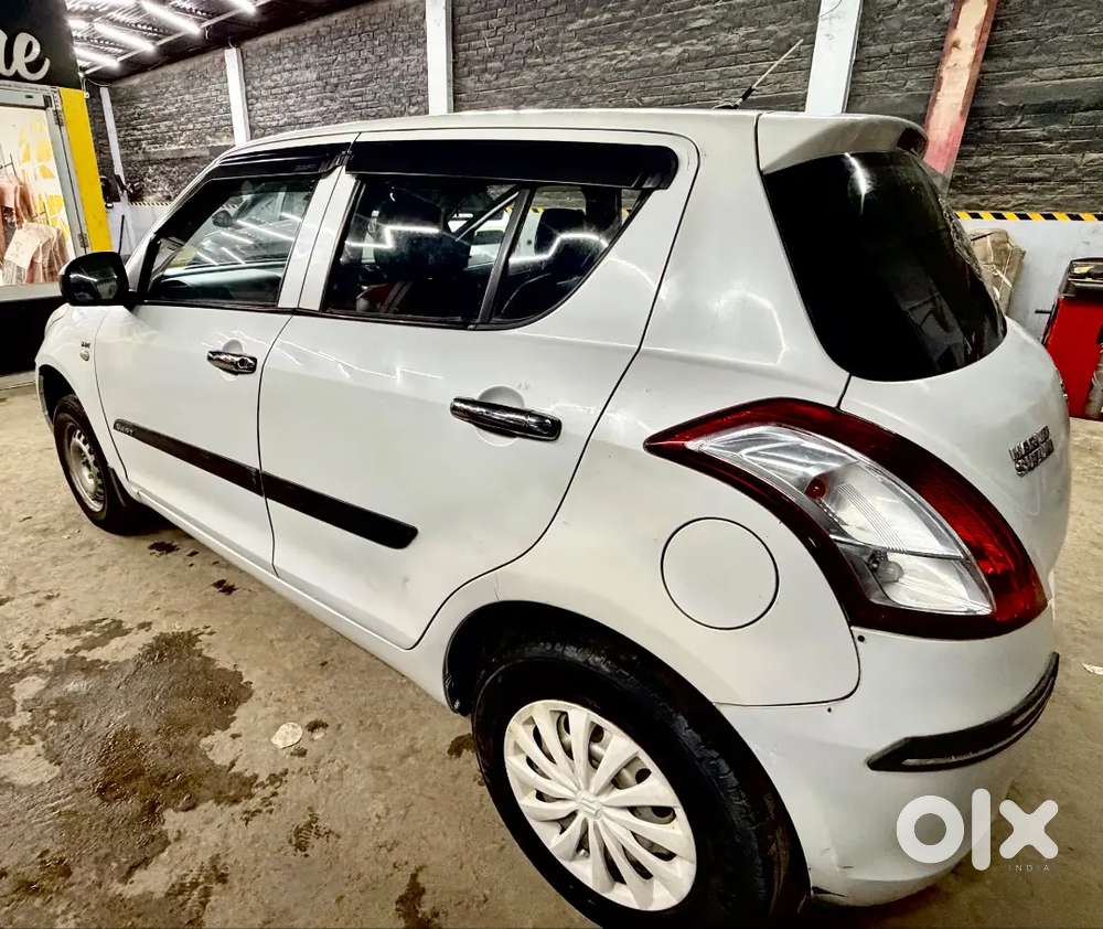 Maruti Suzuki Swift 2015 Lxi Petrol
