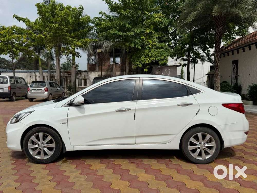 Hyundai Verna Fluidic 1.6 Crdi Sx Opt, 2013, Diesel