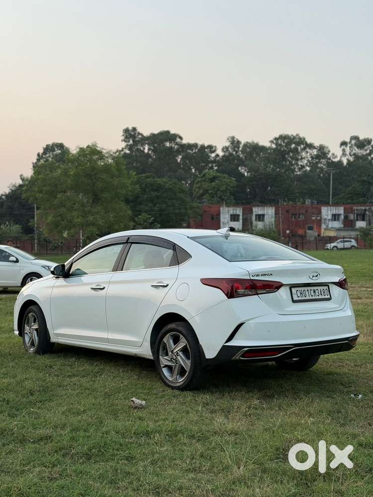 Hyundai Verna 1.5 Sx Vtvt, 2022, Petrol