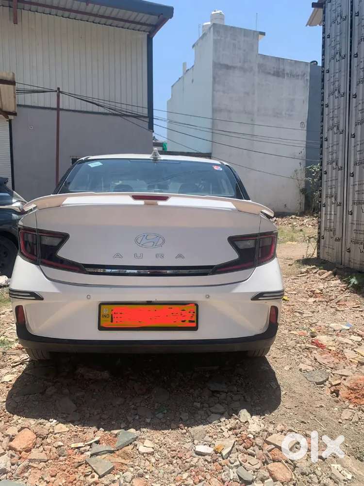 Hyundai Aura 2025 Cng & Hybrids 72000 Km Driven
