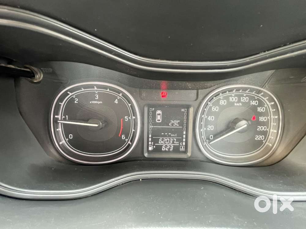 Maruti Suzuki Vitara Brezza Zdi+ Dual Tone Mt, 2017, Diesel