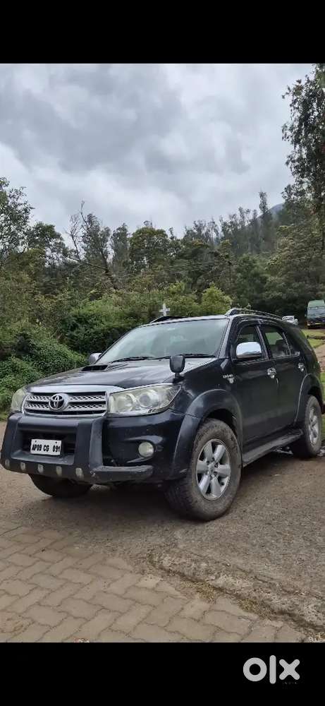 Toyota Fortuner 2010 Diesel Well Maintained