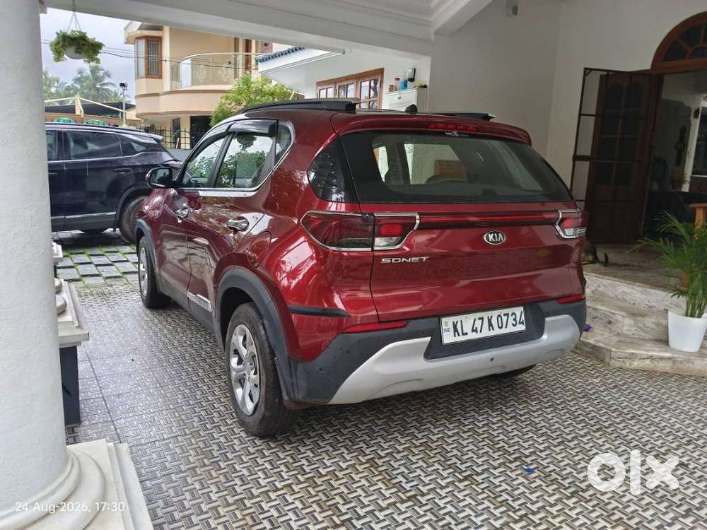 Kia Sonet Hte G, 2021
