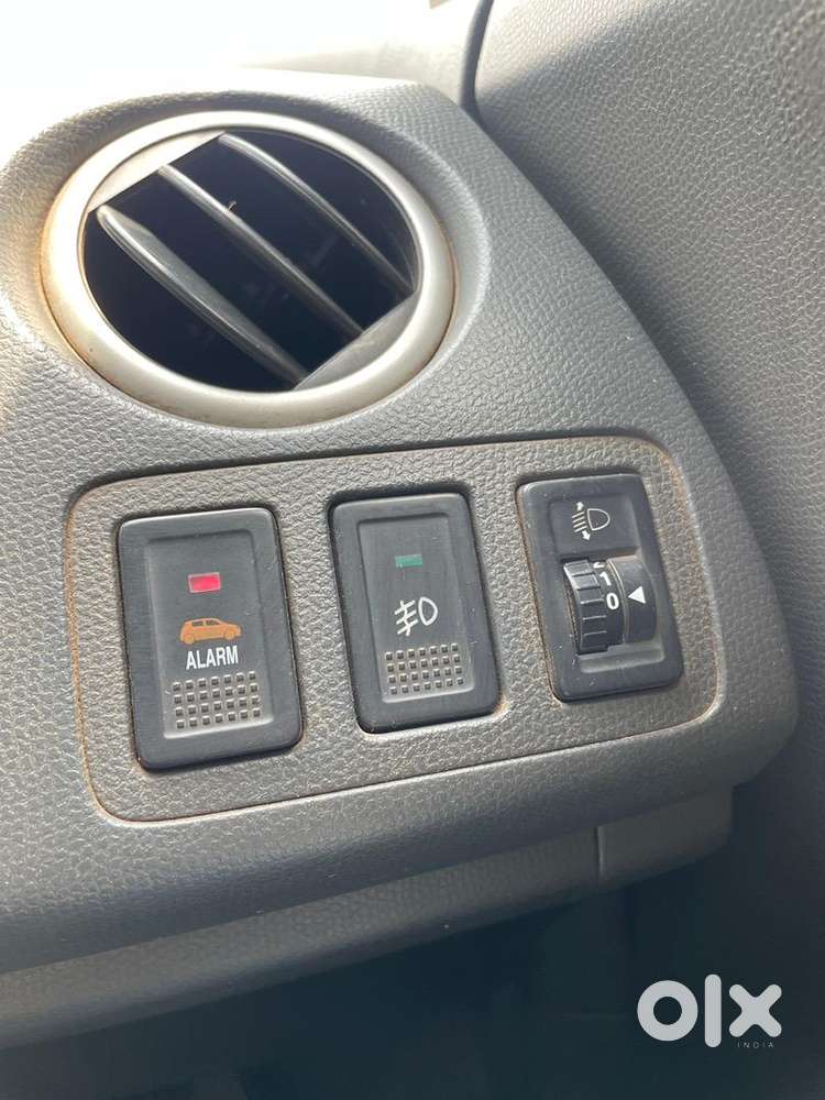 Maruti Suzuki Swift Dzire 2031 Petrol Well Maintained