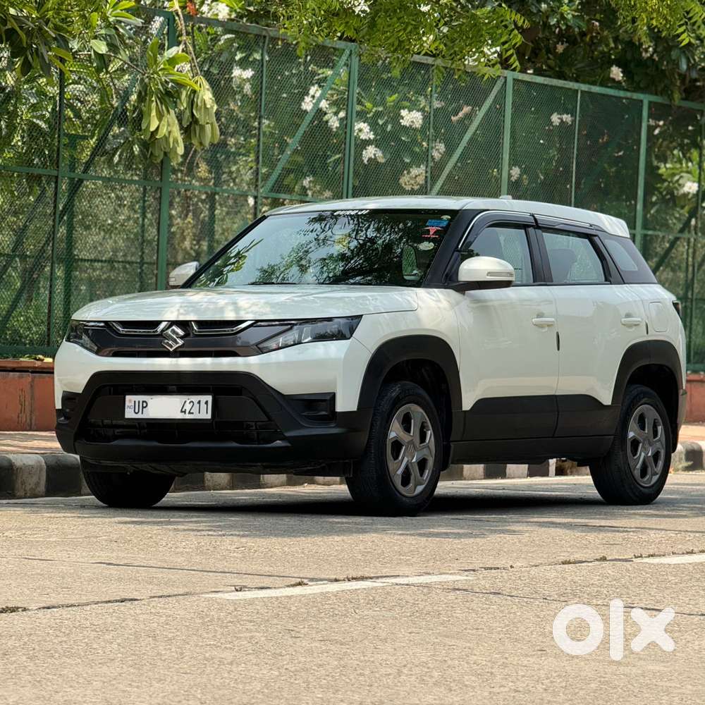 Maruti Suzuki Brezza 1.5 Vxi Smart Hybrid, 2023, Petrol