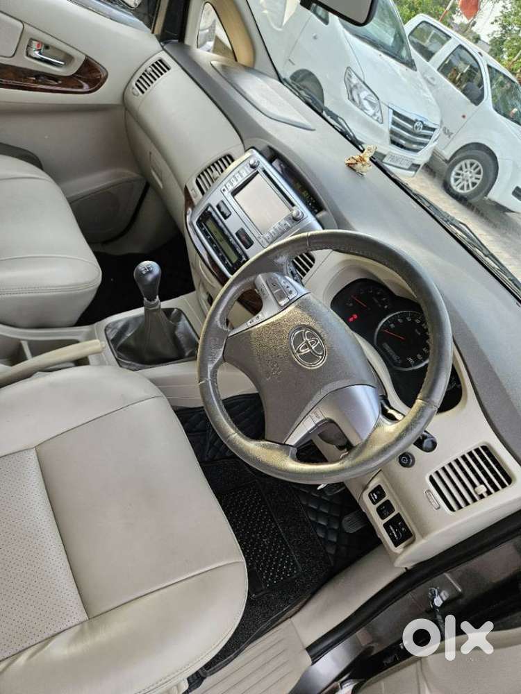 Toyota Innova 2.5 Vx 7 Str, 2014, Diesel