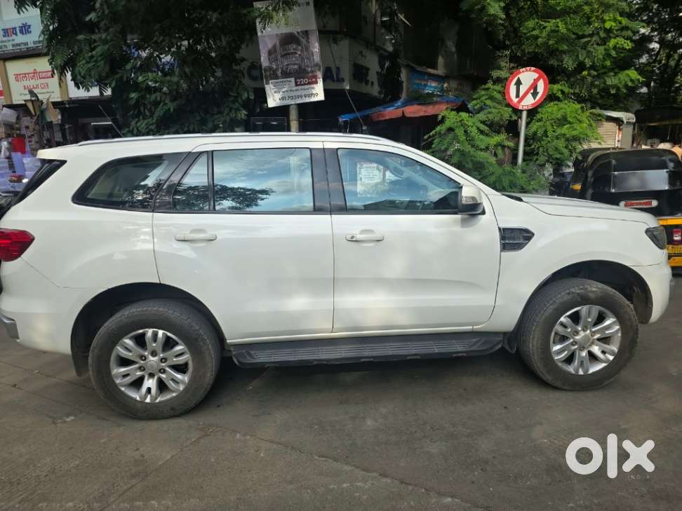 Ford Endeavour 2.2 Titanium At 4x2, 2016, Diesel