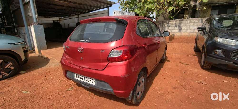 Tata Tiago 1.2 Revotron Xt (o), 2016, Petrol
