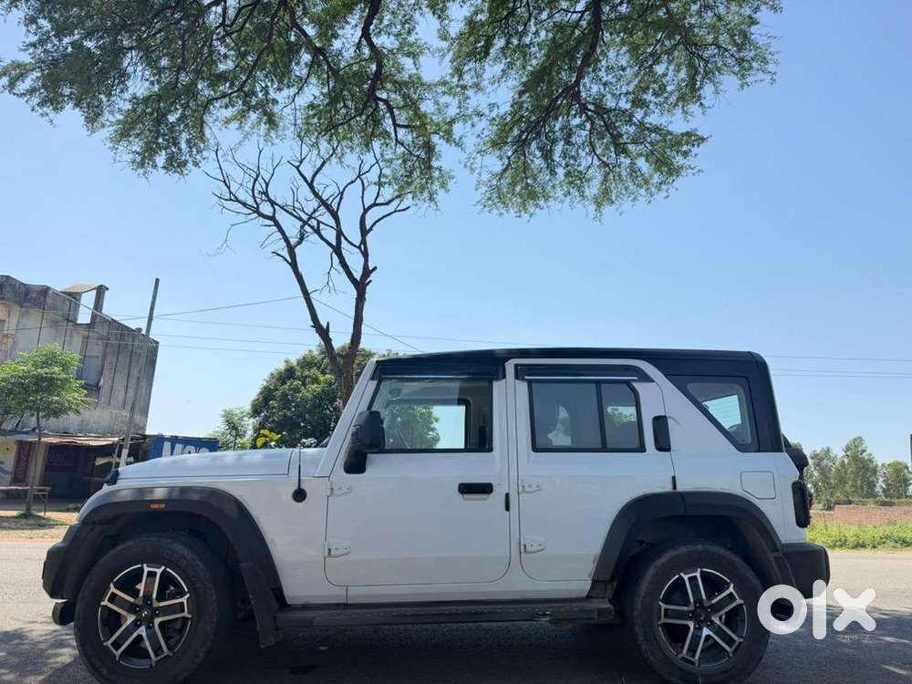 Mahindra Thar Roxx 2025 Diesel 36000 Km Driven. Neat & Well Maintained