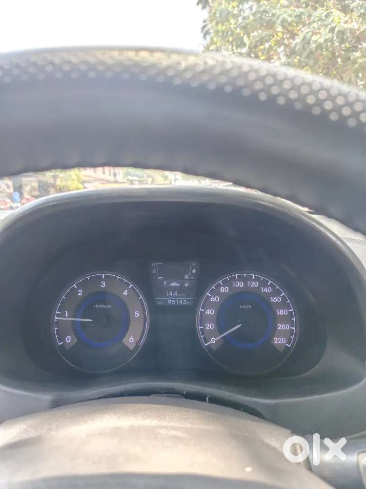 Hyundai Fluidic Verna 2012 Diesel 95000 Km Driven
