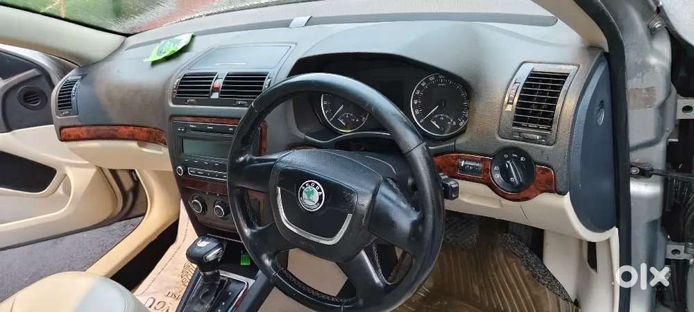 Skoda Laura Ambition 2012