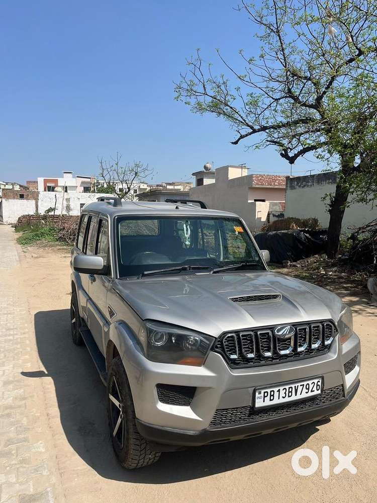 Mahindra Scorpio 2015 Diesel Well Maintained