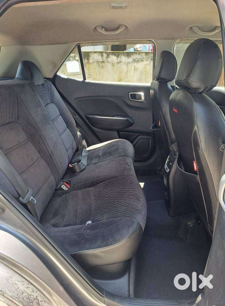 Hyundai Venue, 2021, Petrol