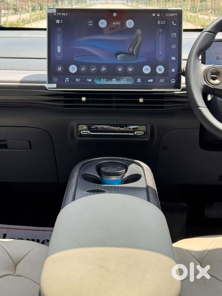 Mg Windsor Ev Essence, 2025, Electric