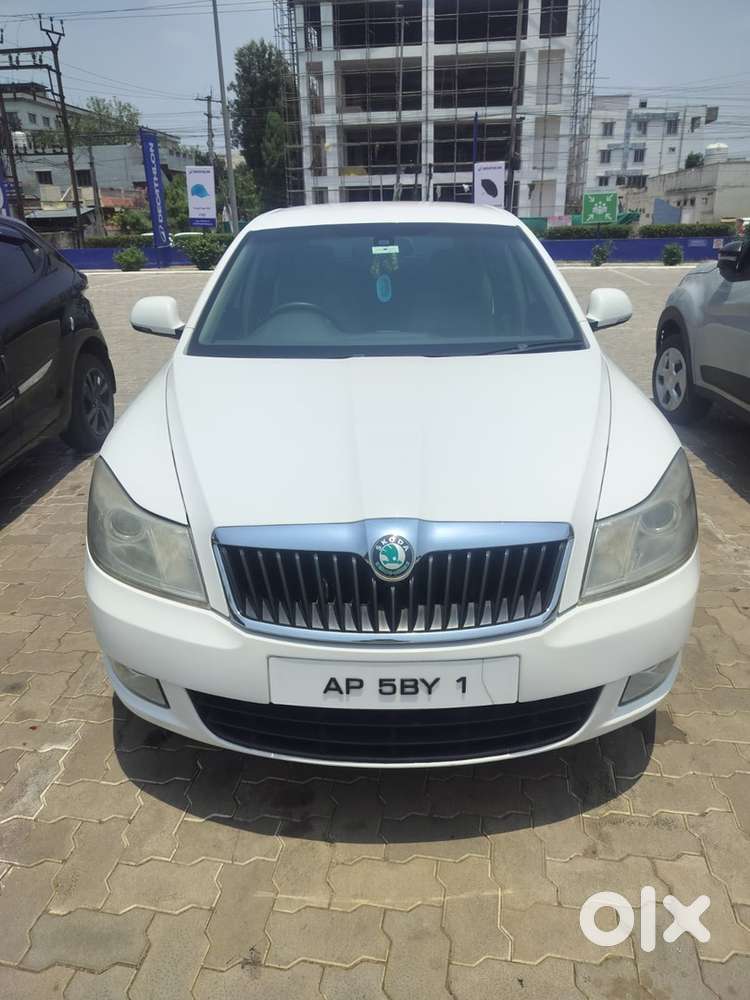Skoda Laura Diesel 2011 Km Driven