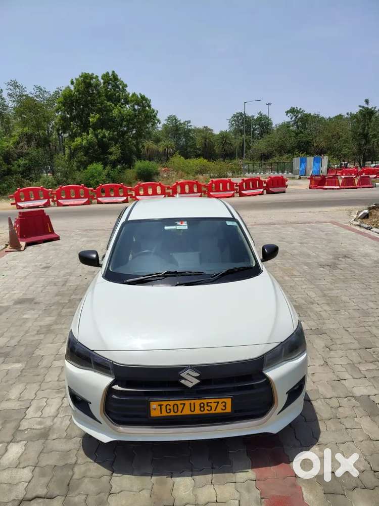 Maruti Dzire Lxi Petrol 2025 (cab Model)
