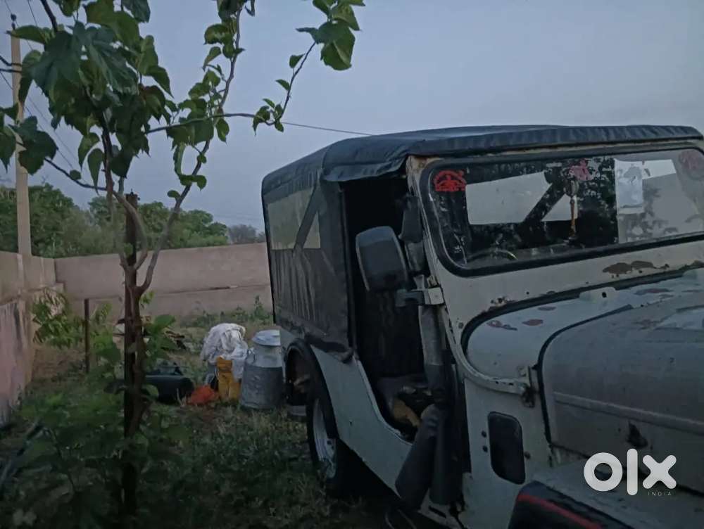 Mahindra Jeep 1985