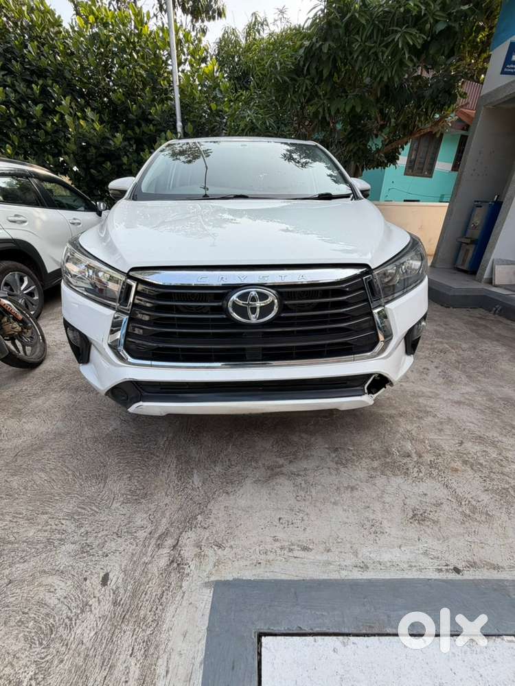 Toyota Innova Crysta 2022 Diesel Well Maintained