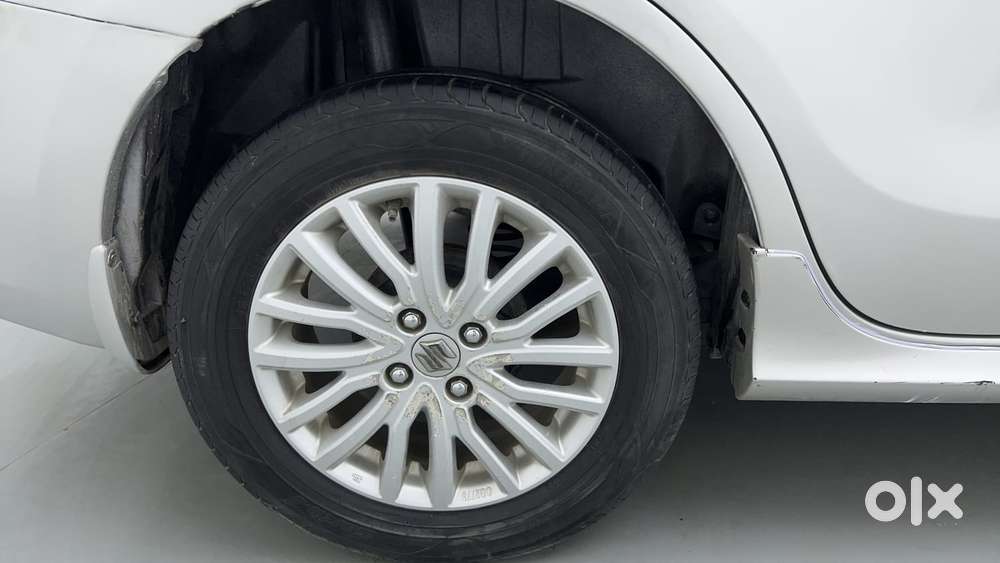 Maruti Suzuki Dzire 1.2 Zxi Amt, 2017, Petrol