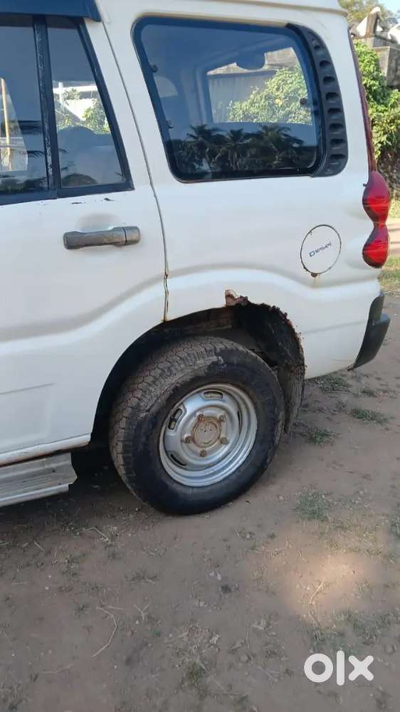 Mahindra Scorpio 2012 Diesel Manual