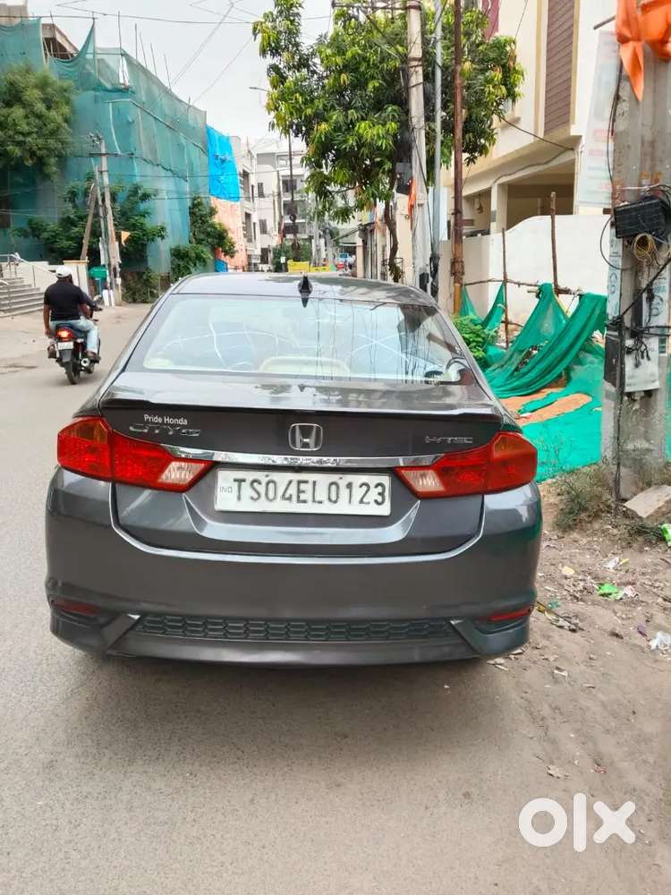 Honda City Zx 2017 Petrol Well Maintained