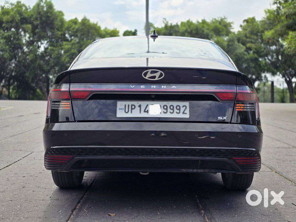 Hyundai Verna 1.5 Sx Petrol Mt, 2023, Petrol