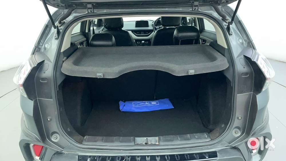 Tata Nexon 1.2 Revotron Xz Plus (s), 2023, Petrol