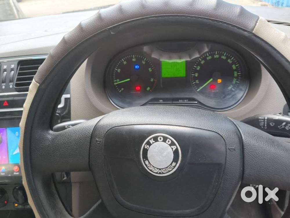 Skoda Rapid Elegance Mpi, 2012, Petrol