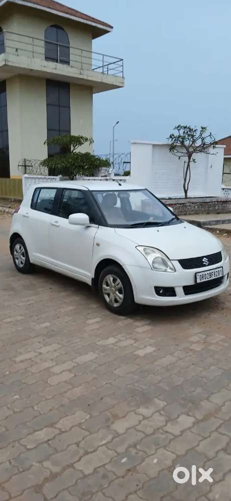 Maruti Suzuki Swift 2010 Diesel 140000 Km Driven