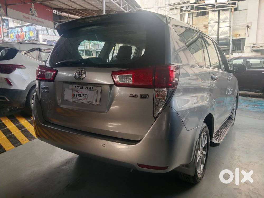 Toyota Innova Crysta, 2016