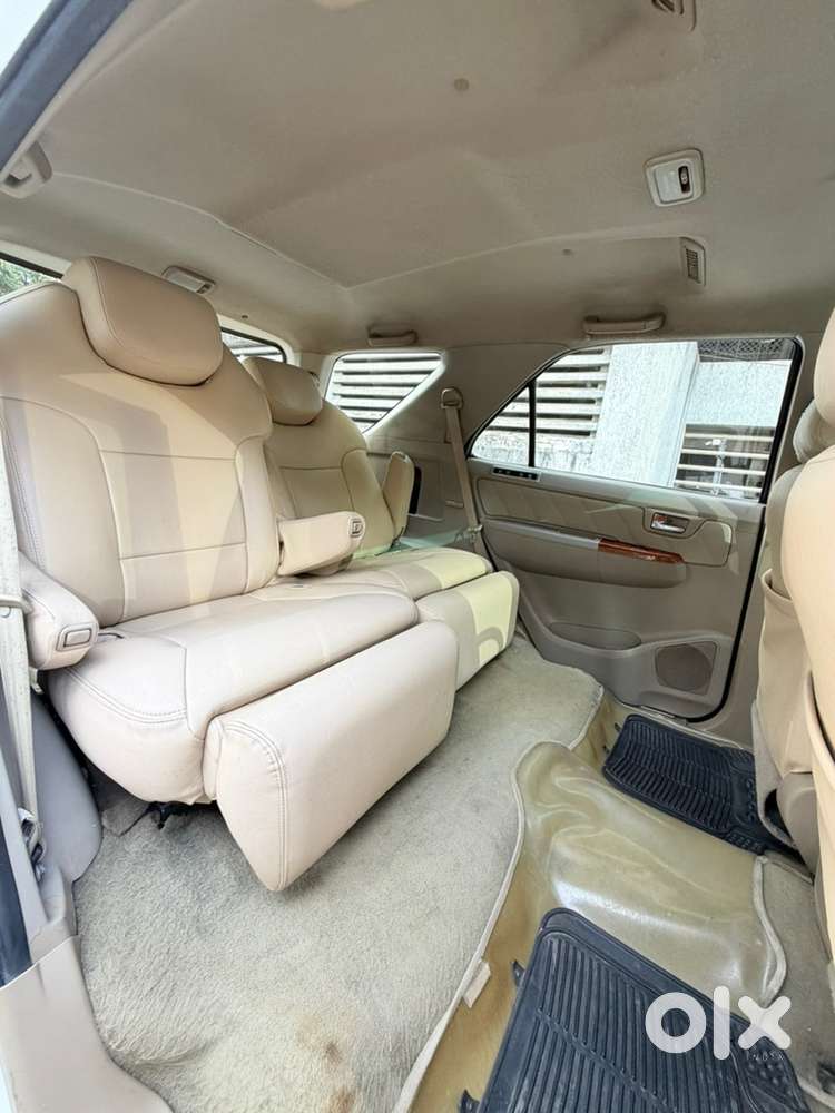 Toyota Fortuner Diesel Manual 2010 Model