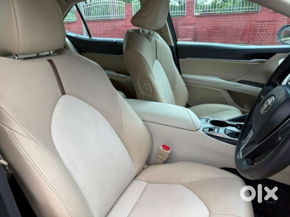 Toyota Camry 2.5 Hybrid, 2024, Petrol